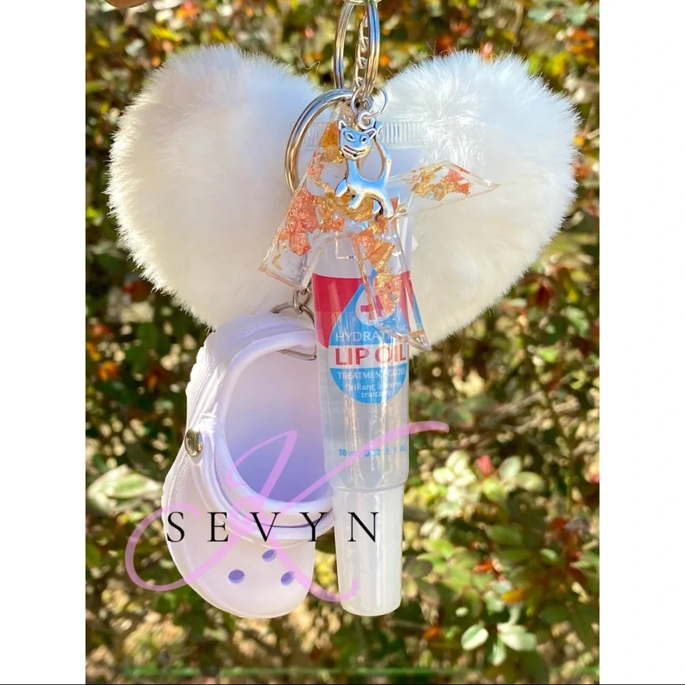 crocs keychains - Picture 1 of 2